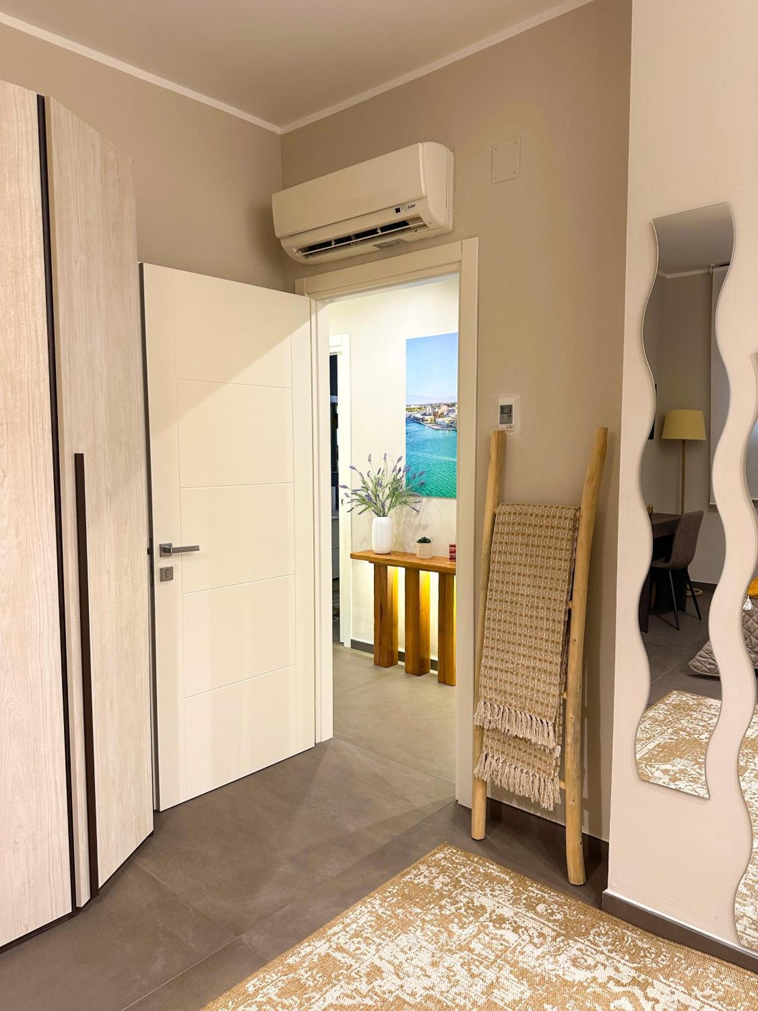 Agora Connect Space 布林迪西 外观 照片